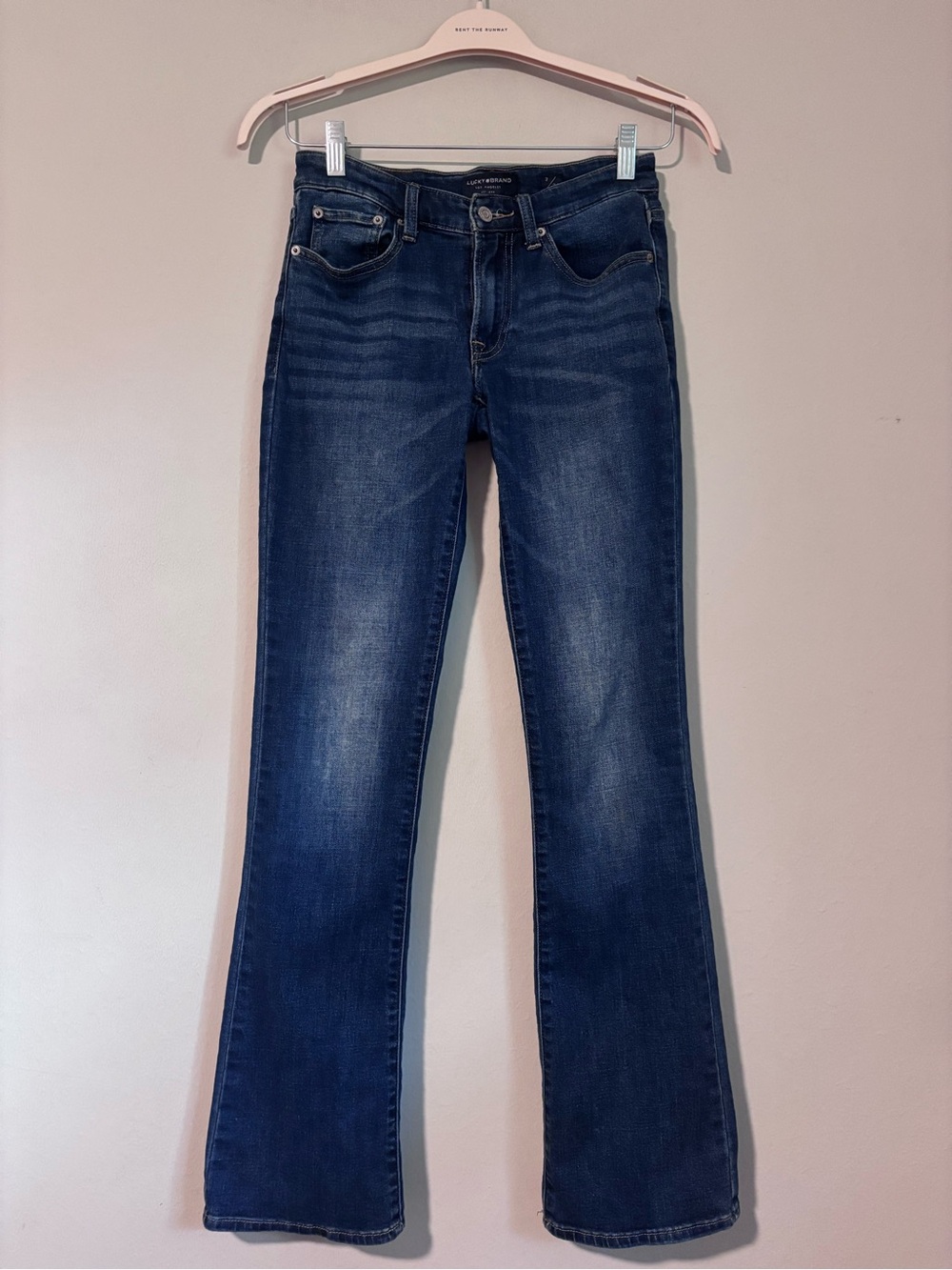 LUCKY 🍀 - Dark Wash Women's Bootcut Jeans - Classic Blue - size 2